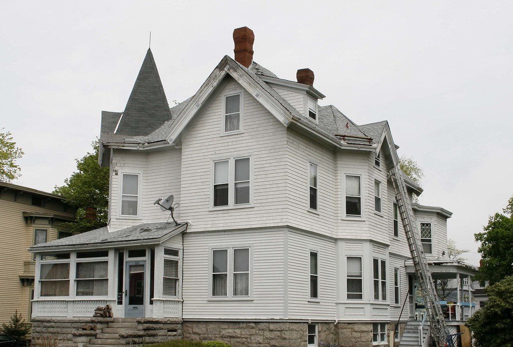 Lizzie Borden’s Maplecroft Mansion