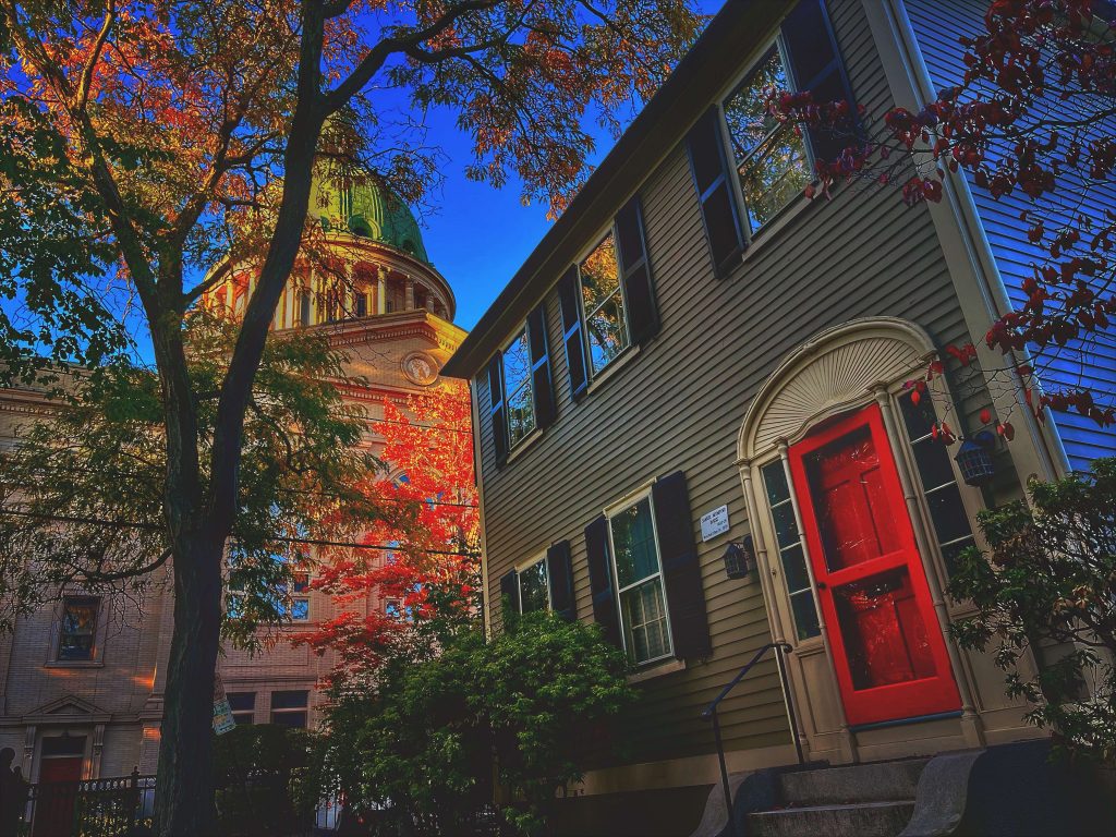 Outside of H.P. Lovecraft's The Shunned House